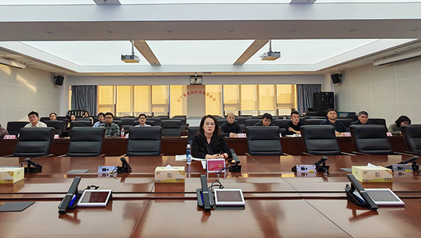 腐漫
举办第12期“发改交流讲堂”加快融入和主动服务全国统一大市场建设